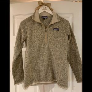 Women’s Patagonia sweater